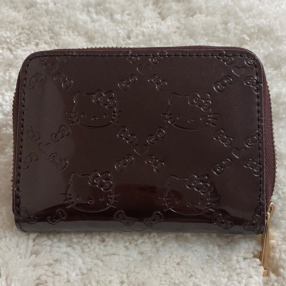 Rare Loungefly Sanrio Hello Kitty Embossed Zip Around Wallet